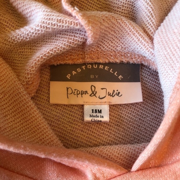 Pastourelle by Pippa & Julie Peach & Gold Outfit - Picture 4 of 12